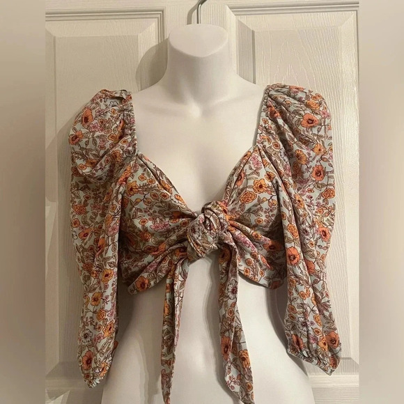 Maaji Colombian Floral Crop‎ Top Blouse | Size: Large - Picture 4 of 13